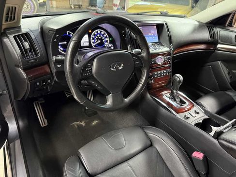 Used 2015 INFINITI Q60 AWD Coupe w/ Premium Package image 7