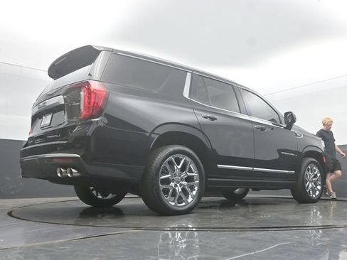 Used 2022 GMC Yukon Denali w/ Denali Ultimate Package AWD/4WD image 49