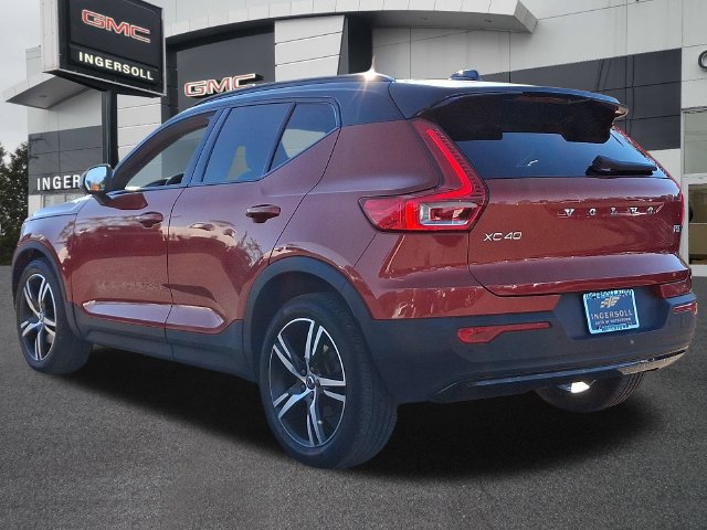 Used 2022 Volvo XC40 T5 R-Design w/ Climate Package AWD/4WD image 22