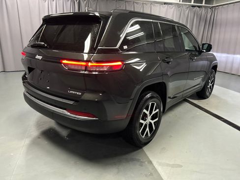 Used 2024 Jeep Grand Cherokee Limited w/ Trailer Tow Package image 7