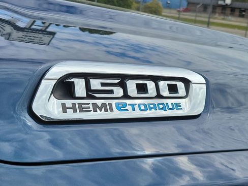 Used 2021 RAM 1500 Big Horn AWD/4WD image 6