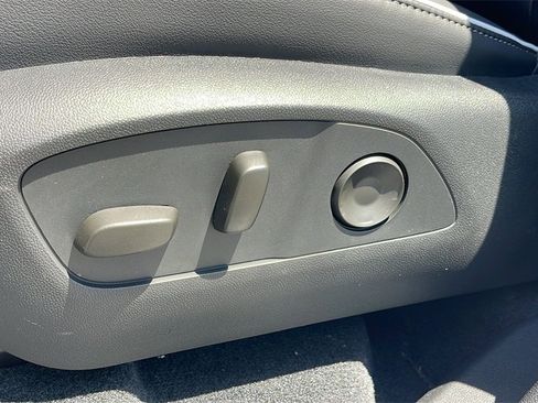 New 2025 Buick Enclave Sport Touring w/ Power Package image 11