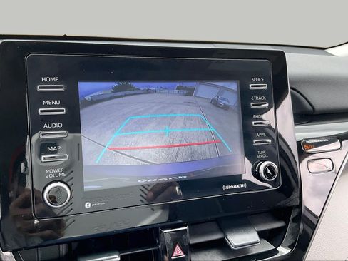 Used 2024 Toyota Camry LE FWD image 27