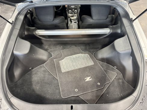 Used 2012 Nissan 370Z Coupe image 29