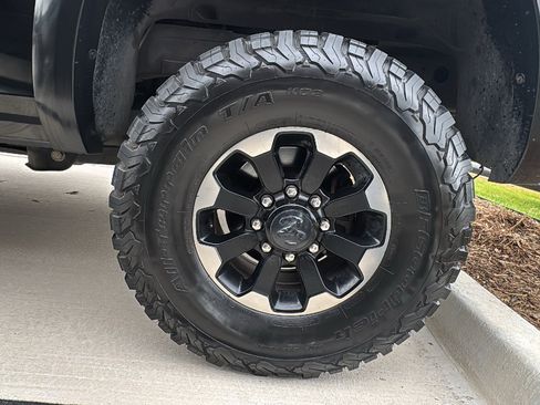 Certified 2017 RAM 2500 Power Wagon w/ Leather & Luxury Group image 20