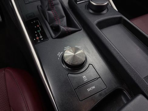 Used 2016 Lexus IS 200t w/ F Sport Package RWD image 31