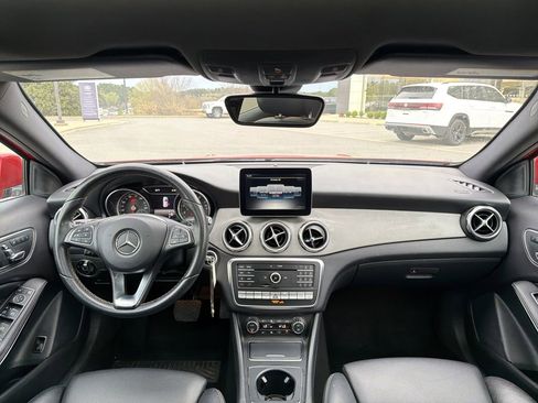 Used 2018 Mercedes-Benz GLA 250 4MATIC image 22