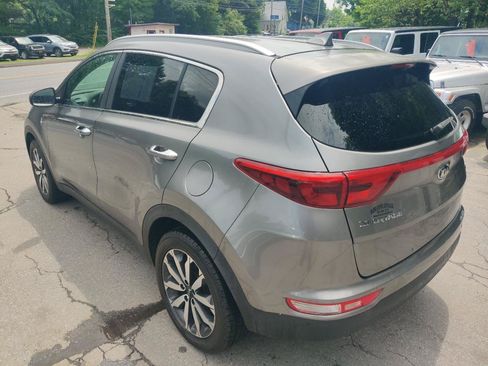 Used 2017 Kia Sportage EX AWD/4WD image 4