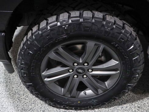 Used 2023 Ford F150 Lariat w/ Equipment Group 502A High image 12