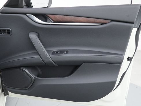 Certified 2023 Maserati Ghibli Modena image 11