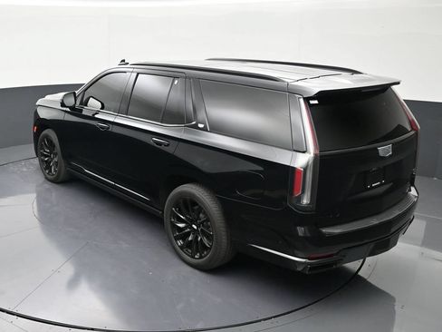 Certified 2024 Cadillac Escalade Sport Platinum w/ LPO, ONYX Package RWD image 14