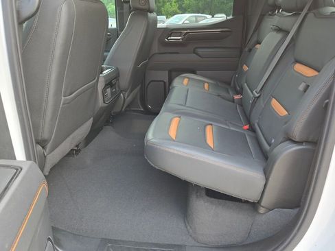 Used 2023 GMC Sierra 1500 AT4 w/ AT4 Premium Package image 19