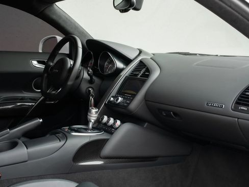 Used 2012 Audi R8 V8 AWD/4WD image 23