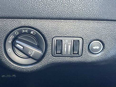 Used 2021 Dodge Charger R/T w/ Blacktop Package image 27