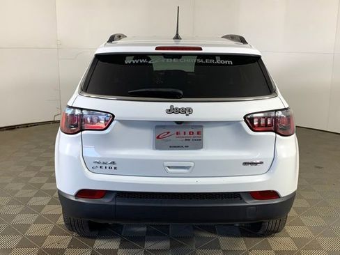 Used 2024 Jeep Compass Latitude AWD/4WD image 5