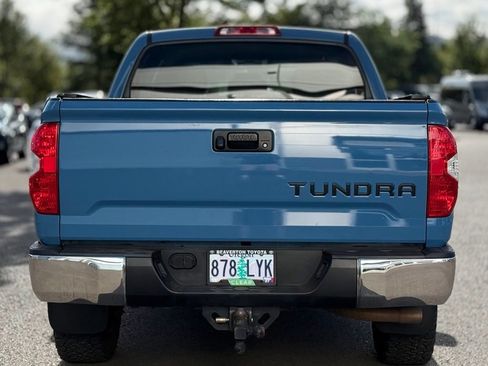 Used 2020 Toyota Tundra SR5 w/ TRD Off-Road Package AWD/4WD image 4
