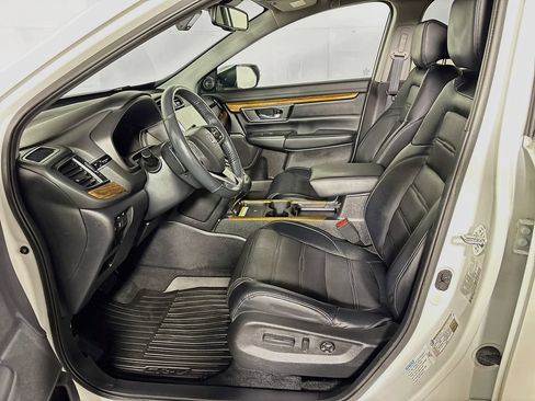 Used 2021 Honda CR-V Touring image 11