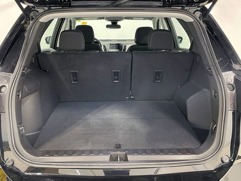Used 2024 Chevrolet Equinox LS AWD/4WD image 5