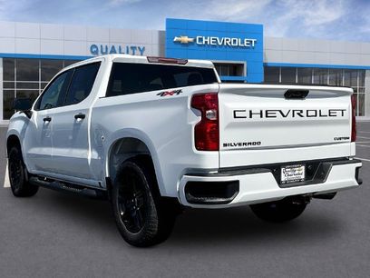 New 2026 Chevrolet Silverado 1500 Custom w/ Turbomax Blackout Package
