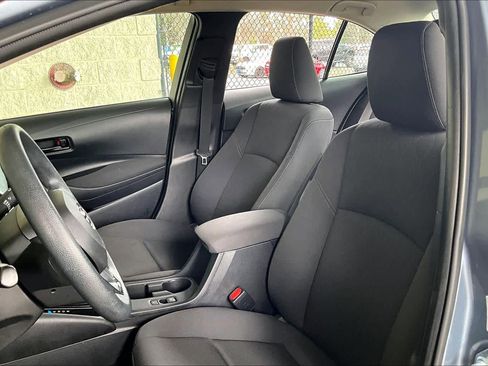 Used 2024 Toyota Corolla LE image 8