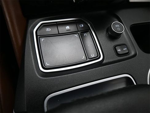 Used 2024 Acura MDX SH-AWD w/ Technology Package image 19