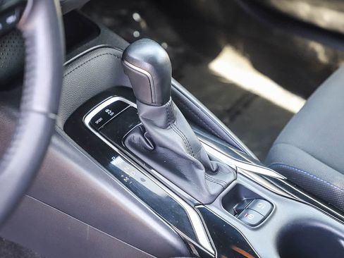 Used 2020 Toyota Corolla SE FWD image 19