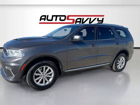 Used 2021 Dodge Durango SXT image 3
