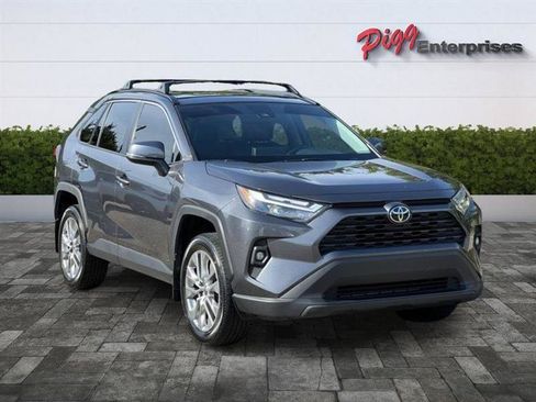 Used 2024 Toyota RAV4 XLE Premium FWD image 6