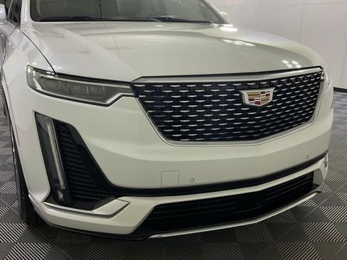Used 2025 Cadillac XT6 Premium Luxury w/ Platinum Package AWD/4WD image 8