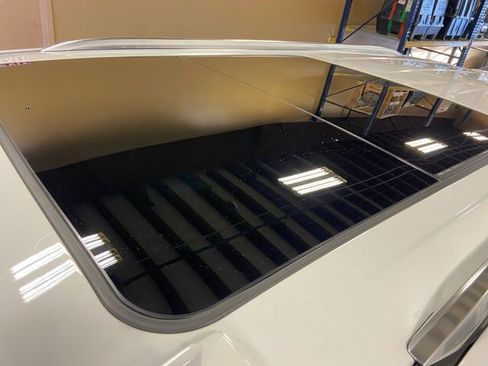 Used 2024 GMC Yukon SLT image 27