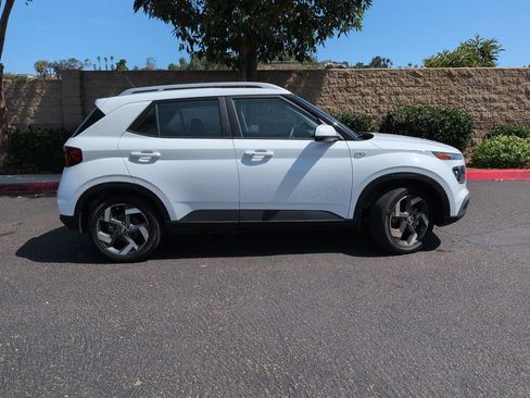Certified 2026 Hyundai Venue SEL FWD image 8