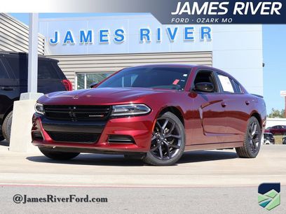 Used 2020 Dodge Charger SXT w/ Blacktop Package