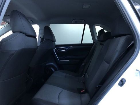 Certified 2025 Toyota RAV4 XLE AWD/4WD image 20