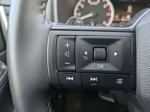 Used 2025 Nissan Rogue SV image 15