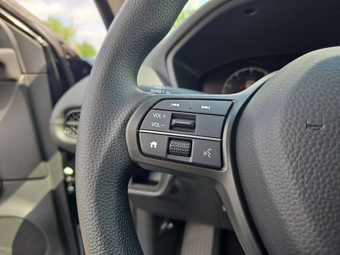 New 2027 Honda HR-V LX image 15