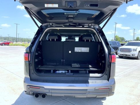 Used 2023 Toyota Sequoia TRD Pro AWD/4WD image 9