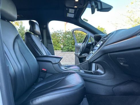 Used 2019 Lincoln MKC Reserve w/ MKC Climate Package image 26