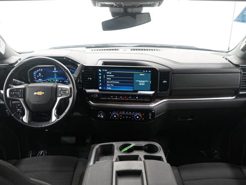 Used 2022 Chevrolet Silverado 1500 LT image 17