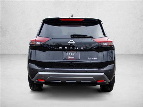 Used 2022 Nissan Rogue SL w/ SL Premium Package image 6