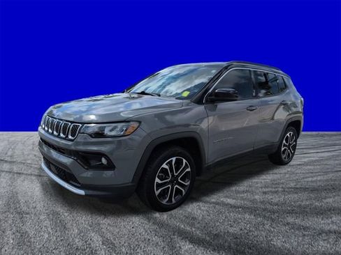 Used 2024 Jeep Compass Limited AWD/4WD image 8