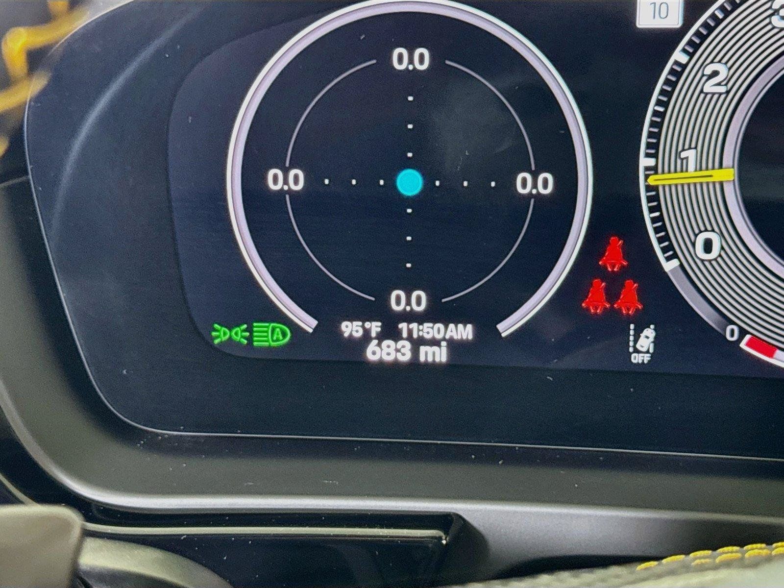 Used 2025 Porsche Cayenne Turbo GT AWD/4WD image 17