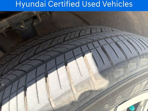 Used 2025 Hyundai Santa Cruz Limited AWD/4WD image 32