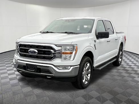 Used 2021 Ford F150 XLT w/ Equipment Group 301A Mid image 3