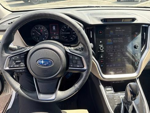 Used 2024 Subaru Outback Limited AWD/4WD image 12