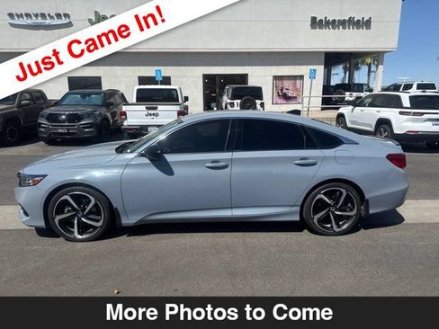 Used 2022 Honda Accord Sport image 2