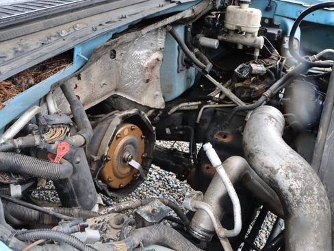 Used 2009 Ford F550 4x4 Crew Cab Super Duty image 10