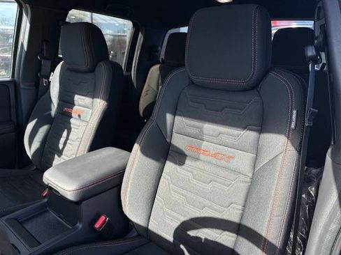 New 2025 Nissan Frontier PRO-4X image 5