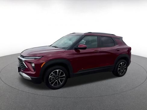 Used 2025 Chevrolet TrailBlazer LT image 8