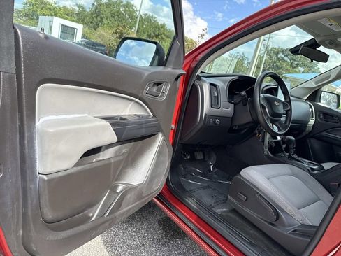 Used 2015 Chevrolet Colorado W/T w/ WT Convenience Package image 14