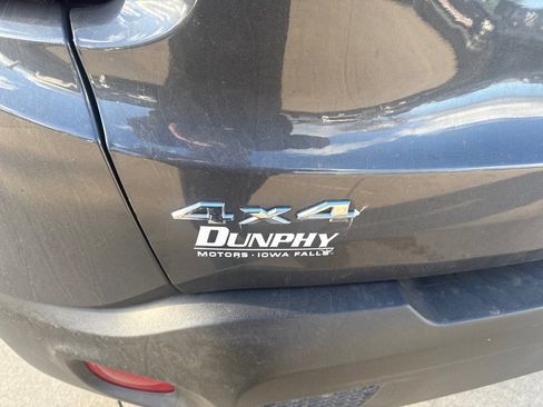 Used 2022 Jeep Renegade Limited w/ Sun, Sound & Wheels Group image 11